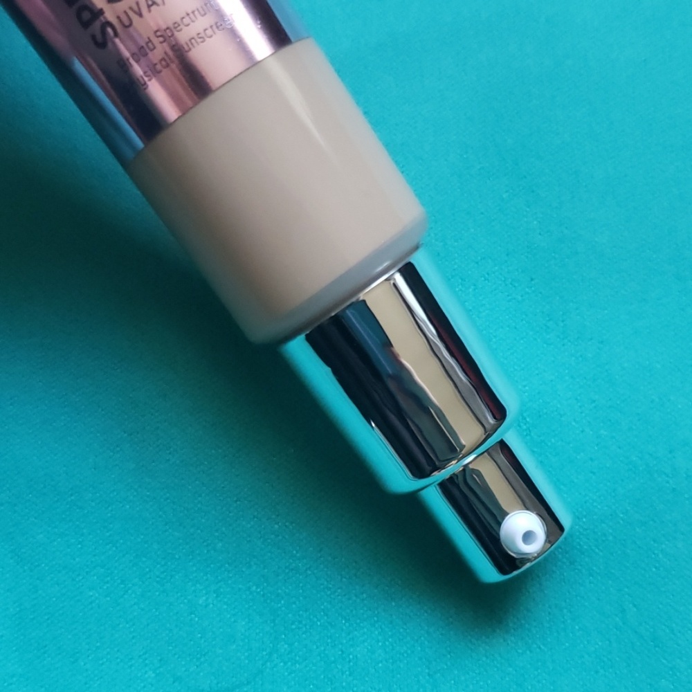 New♥️ It Cosmetics CC Illumination Cream in Light - Picture 3 of 4